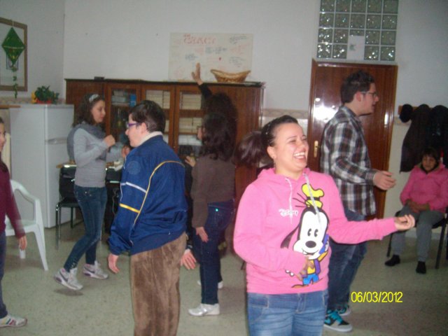 alim7049.jpg
